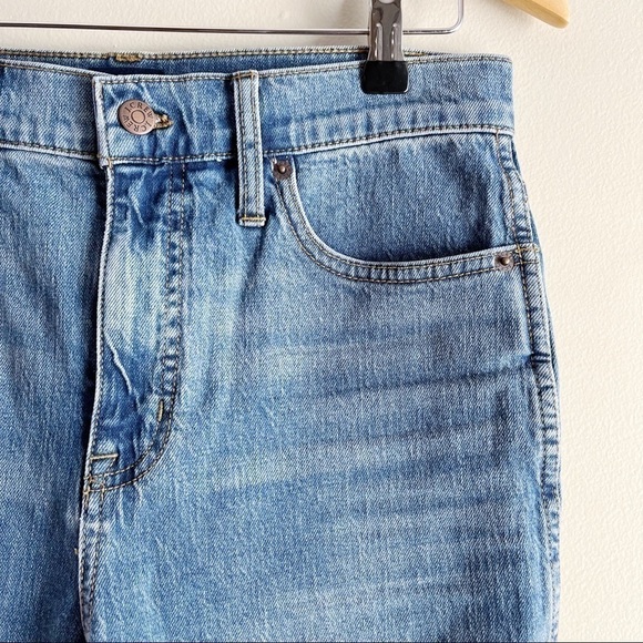 J.Crew • High-Rise Classic Vintage Straight Leg Jean in All-Day Stretch, Size 26 - Picture 5 of 10